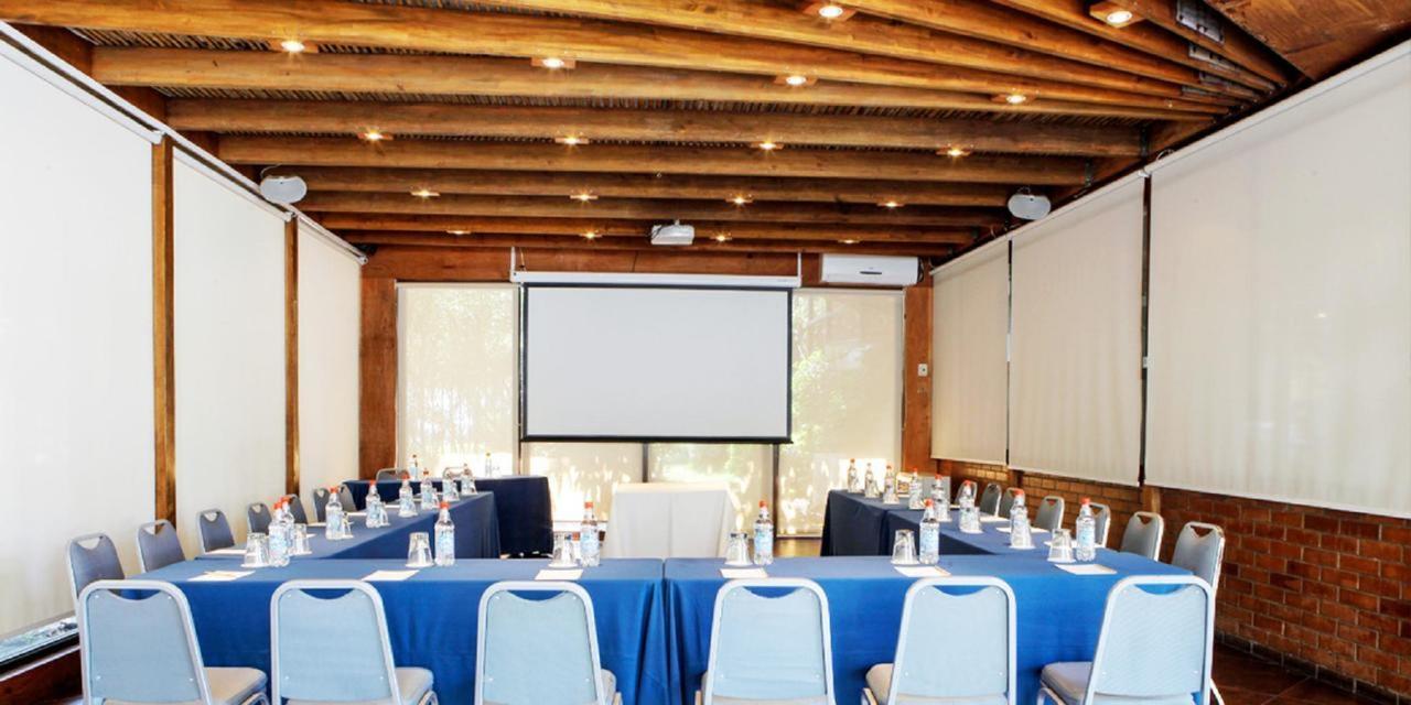 Hotel Y Centro De Eventos Manquehue Las Condes Santiago Exterior photo